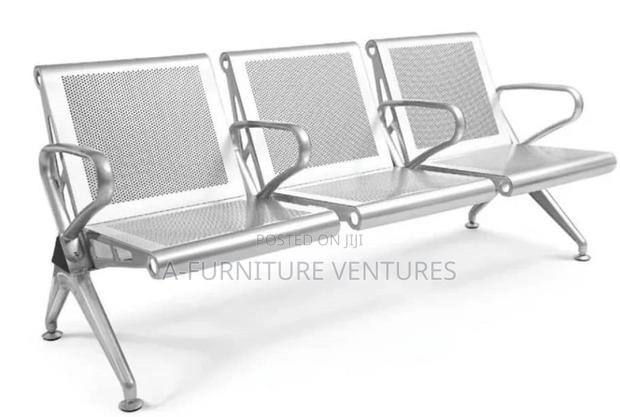 Heavy Duty Metal Chair · Photo 2