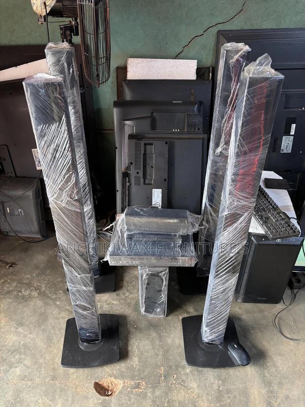 Lg 5.1 Channel Home Theater · Photo 2
