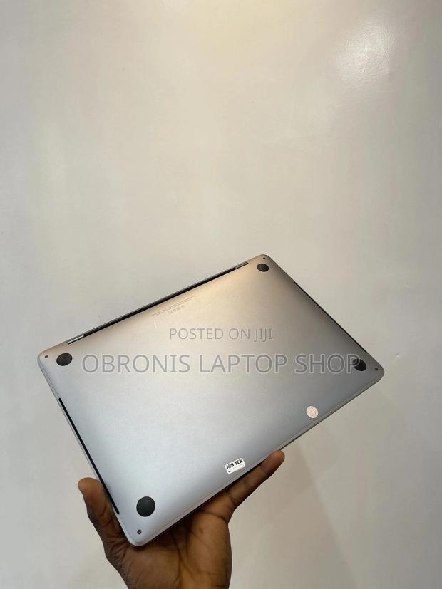 Laptop Apple MacBook Pro 2019 16GB Intel Core i7 SSD 1T photo 5