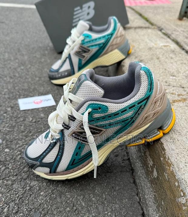 New Balance 1906r Regaliz Sneakers · Photo 4