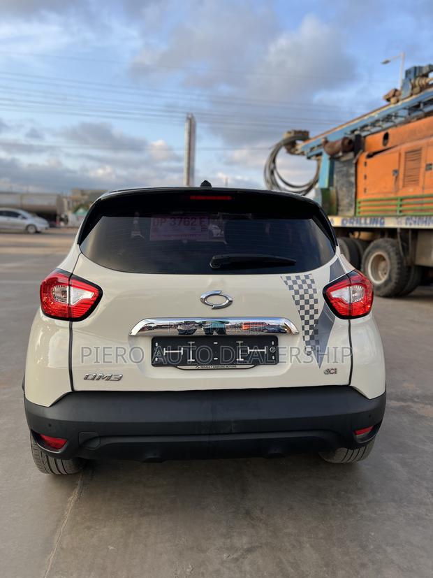 Renault Samsung QM3 2015 White photo 7