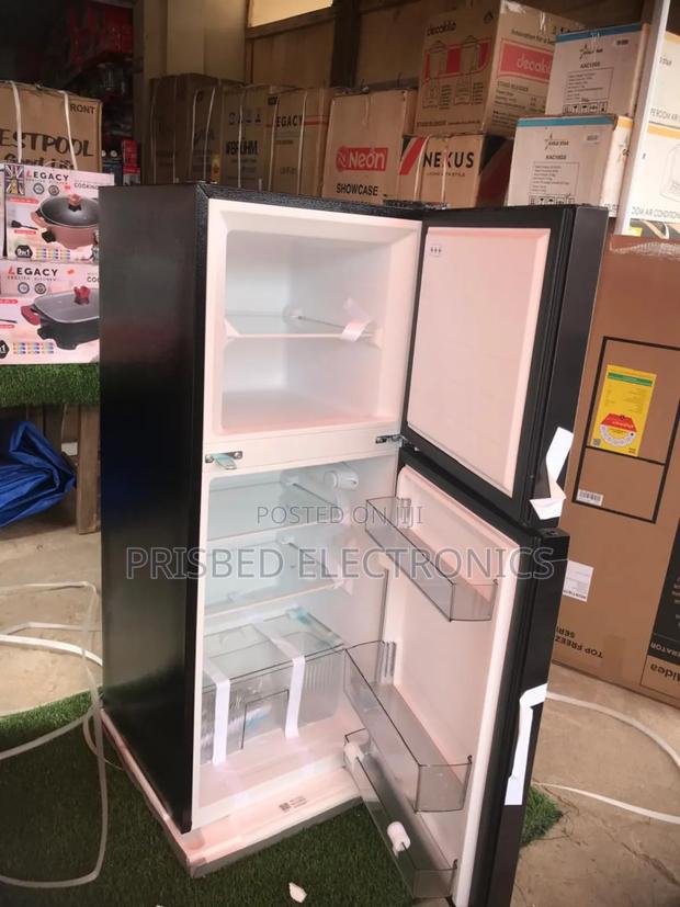 Midea Durable Double Door Fridge 127 Litres photo 4