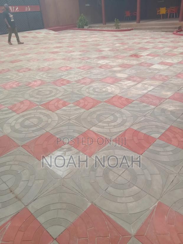 Pavement Slabs and Fixing