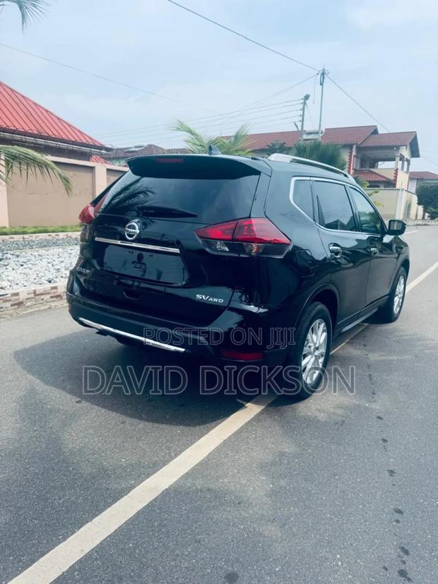 Nissan Rogue SV AWD 2018 Black