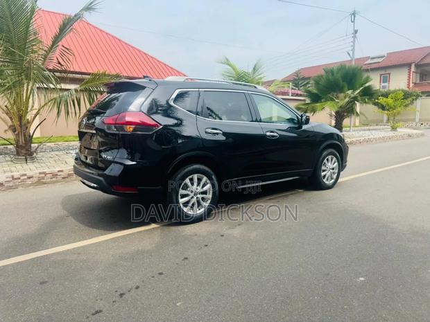 Nissan Rogue SV AWD 2018 Black