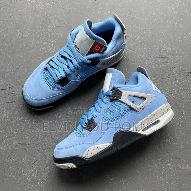 Air Jordan 4 Retro “ University Blue “ Sneakers · Photo 3