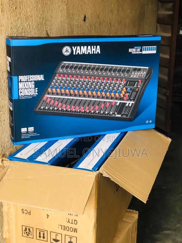 Yamaha 16 Channels Live Mixer Console · Photo 2