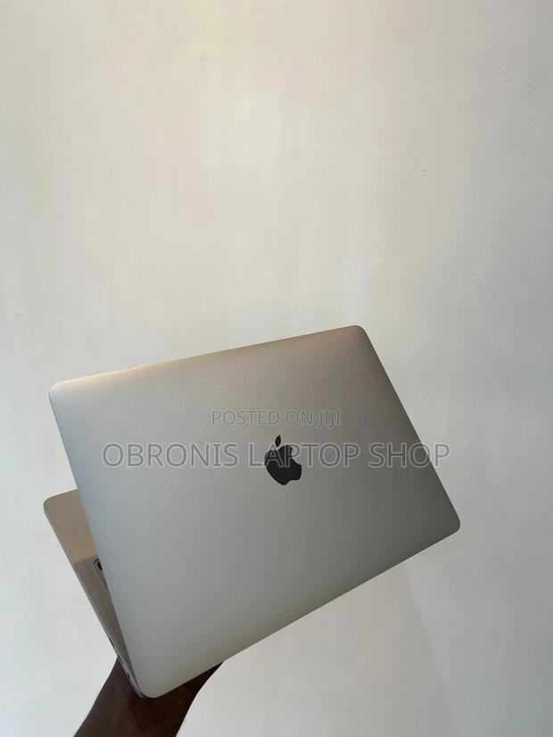 Laptop Apple MacBook Pro 2020 16GB Intel Core i7 SSD 512GB photo 4