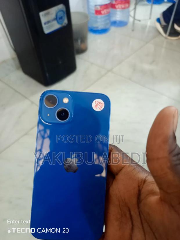 Apple iPhone 13 128 GB Blue · Photo 1