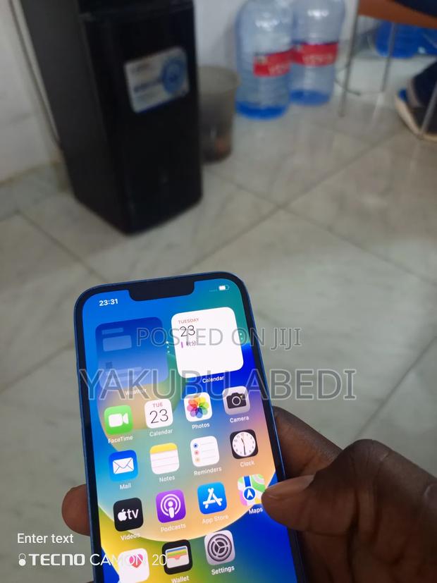 Apple iPhone 13 128 GB Blue · Photo 2