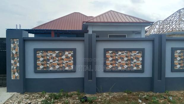 3 Bedroom Executive for Sale in Kasoa Opeikuma · Photo 3
