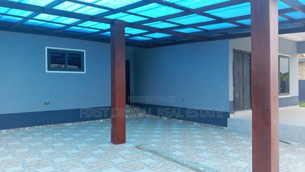 3 Bedroom Executive for Sale in Kasoa Opeikuma · Photo 2