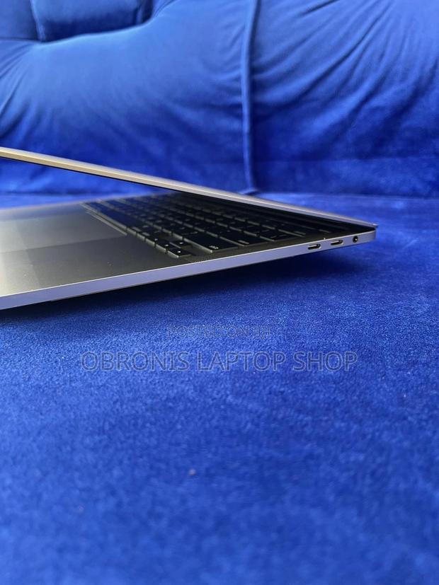 Laptop Apple MacBook Pro 2020 16GB Intel Core I7 SSD 1T photo 2