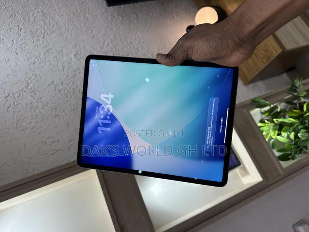 Apple iPad Pro 12.9 (2021) 1 TB Black · Photo 3