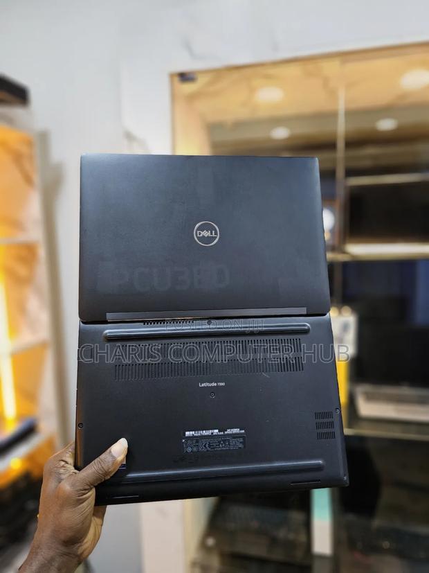 Laptop Dell Latitude 7390 8GB Intel Core I7 SSD 256GB photo 3