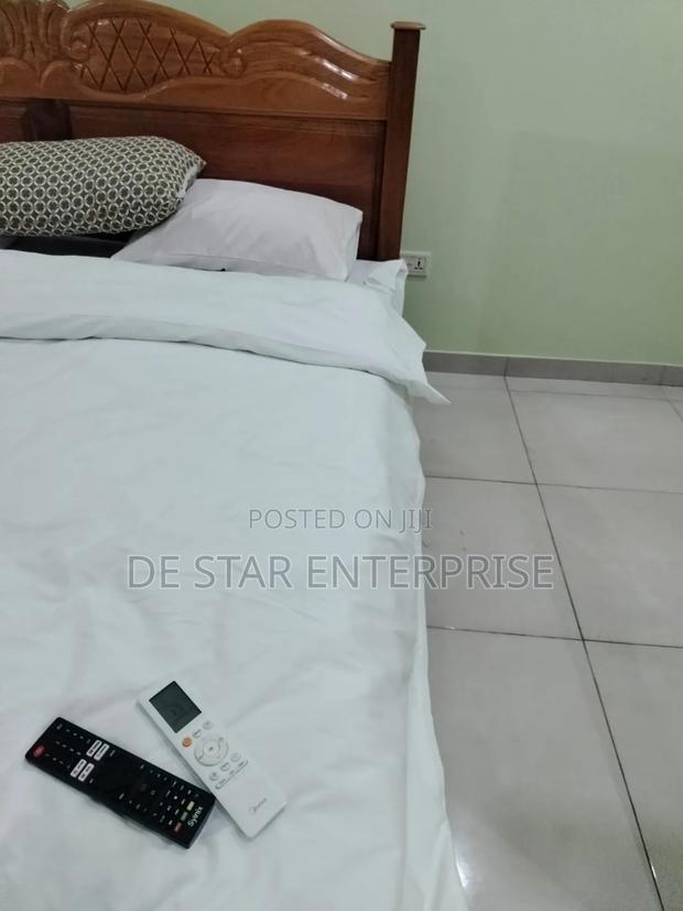 Furnished 6bdrm House in Sakumono for rent photo 9