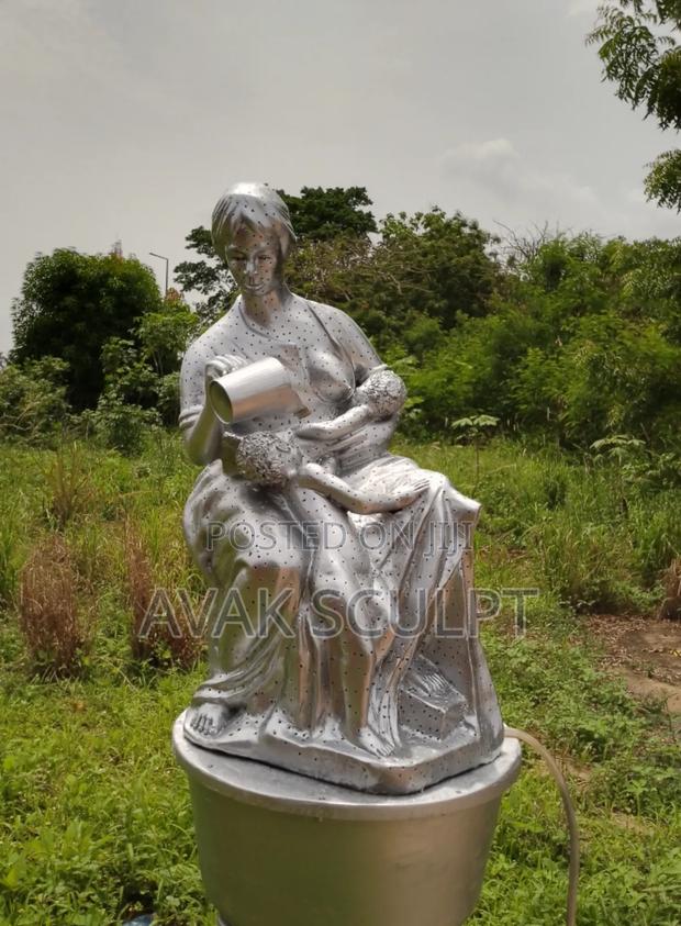 Fountain Made With Risen ( Mother ) · Photo 2