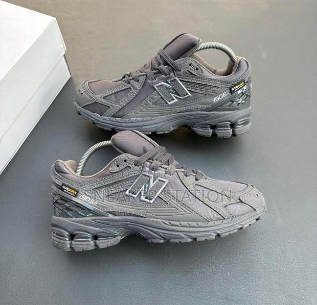 New Balance 1906r Cordura Magnet · Photo 3