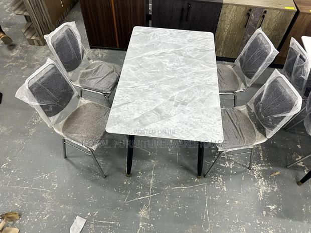 Gray Marble Dining Set · Photo 3