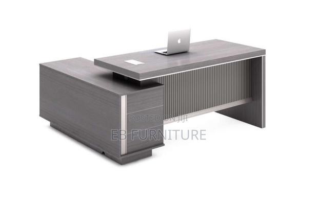 Executive L Shape Desk · Photo 2