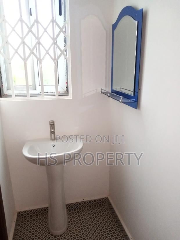 2bdrm Apartment in Adenta for rent photo 11
