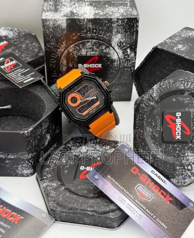 *For Adults* G Shock Metallic Head Without Box 190 Cedis With Box