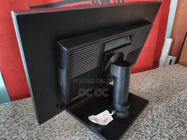 Samsung Computer Monitor photo 3