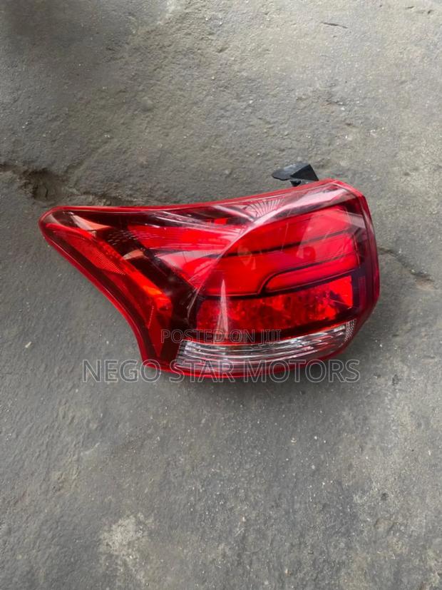 Mitsubishi Outlander 2017 Taillight