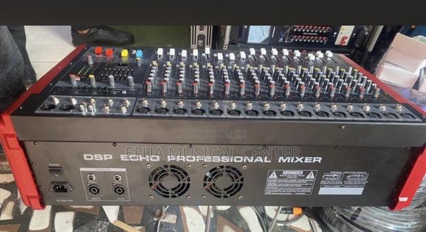 Yamaha 12 Channels Powered Mixer · Photo 2