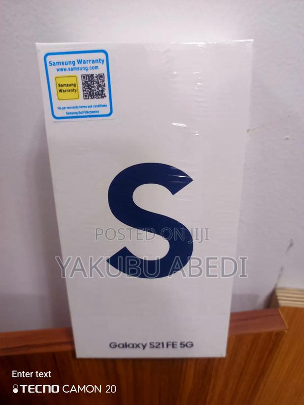 New Samsung Galaxy S21 FE 128 GB Black · Photo 2