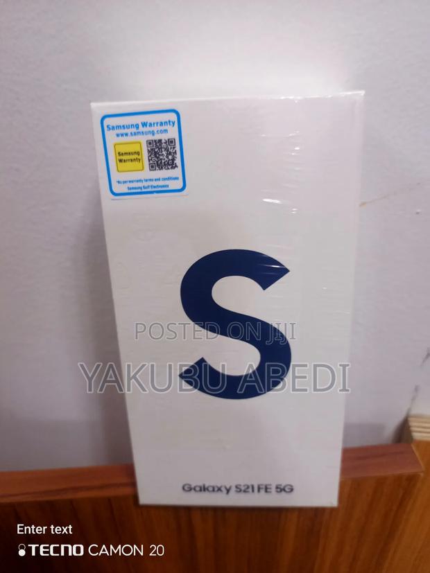 New Samsung Galaxy S21 FE 128 GB Black · Photo 3