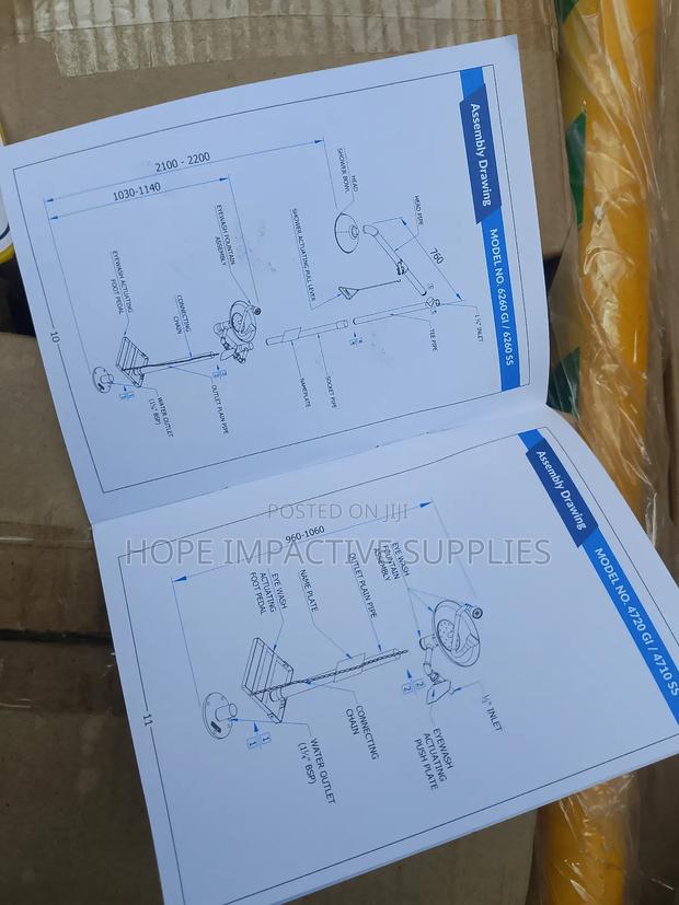 Vaultex Emergency Eye Wash Station - Galvanized.