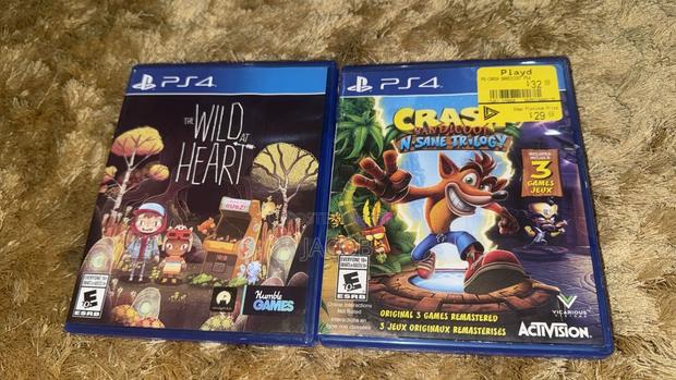 Ps4 1tb With Two Controllers and 4 Games photo 3