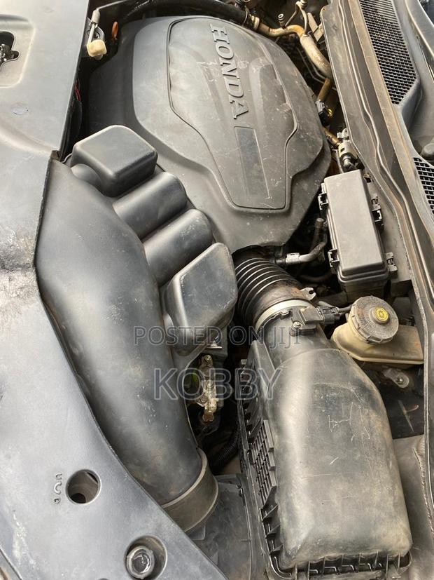Honda Pilot Touring 4dr SUV (3.5L 6cyl 9A) 2016 Gray photo 5