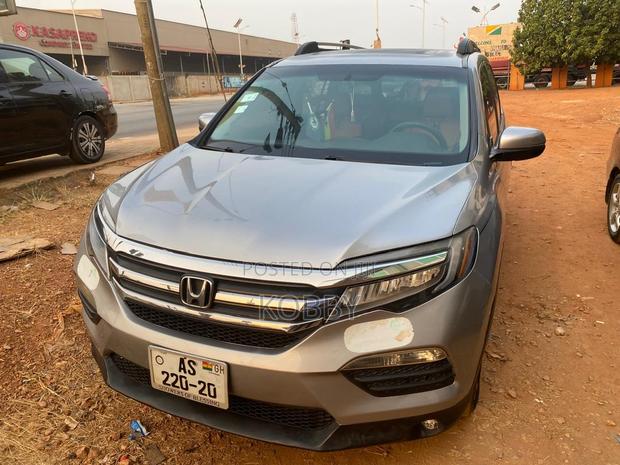 Honda Pilot Touring 4dr SUV (3.5L 6cyl 9A) 2016 Gray photo 6