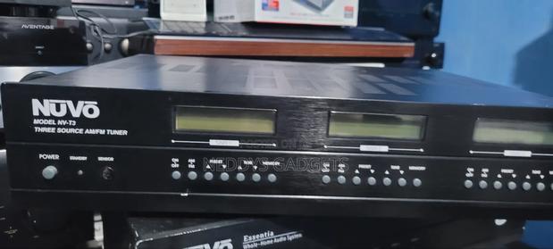 Novo Nv T3 Three Source Am/Fm Tuner · Photo 4