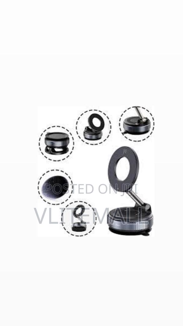 Vacuum Adsorption Car Mount · Photo 4