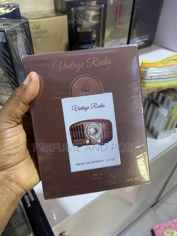 Vintage Radio Lattafa Perfume · Photo 3