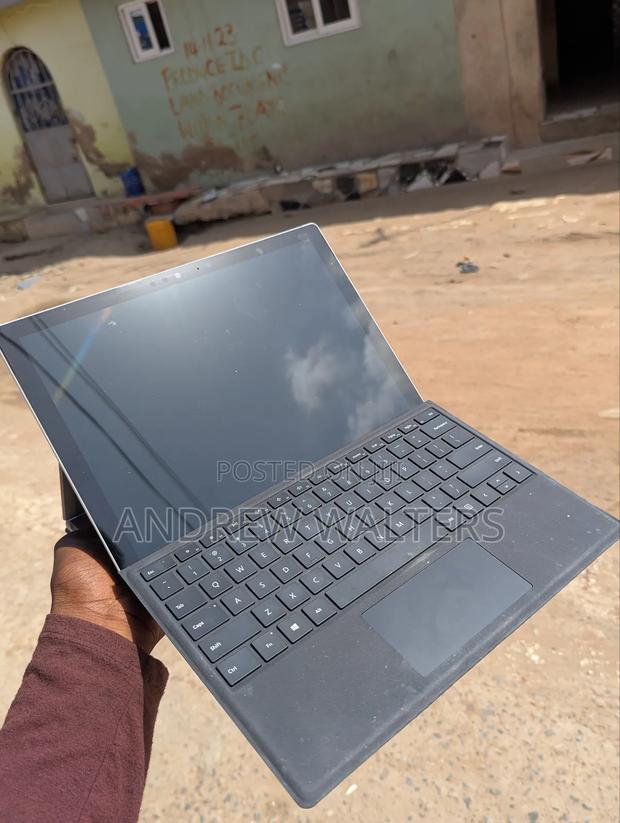 New Laptop Microsoft Surface Pro 7 8GB Intel Core i5 SSD 128GB · Photo 4