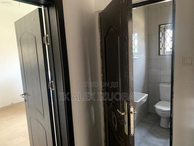 3bdrm Apartment in East Legon for rent photo 9