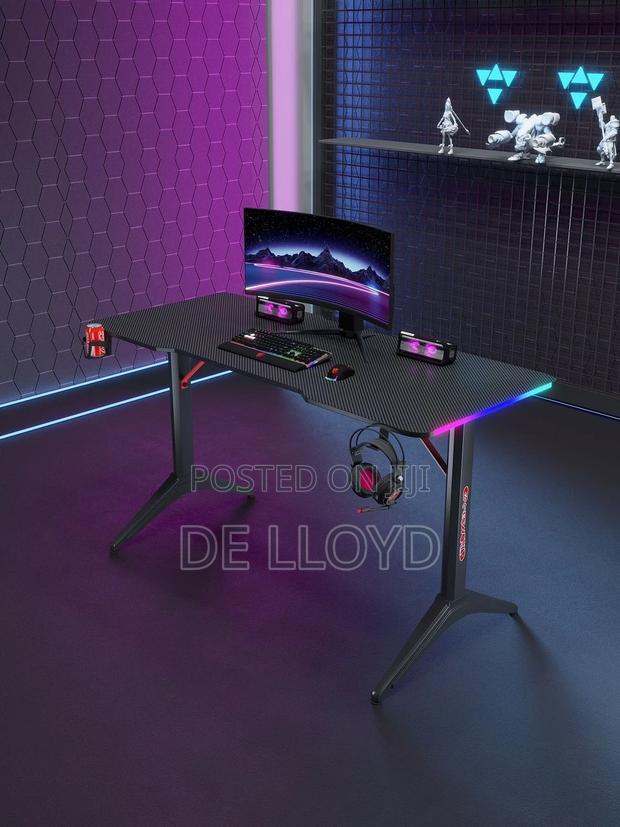 Modern Game Table (Rgb) photo 3