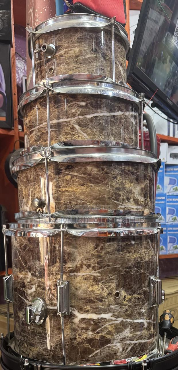 5-Piece Drum Set Yamaha · Photo 4