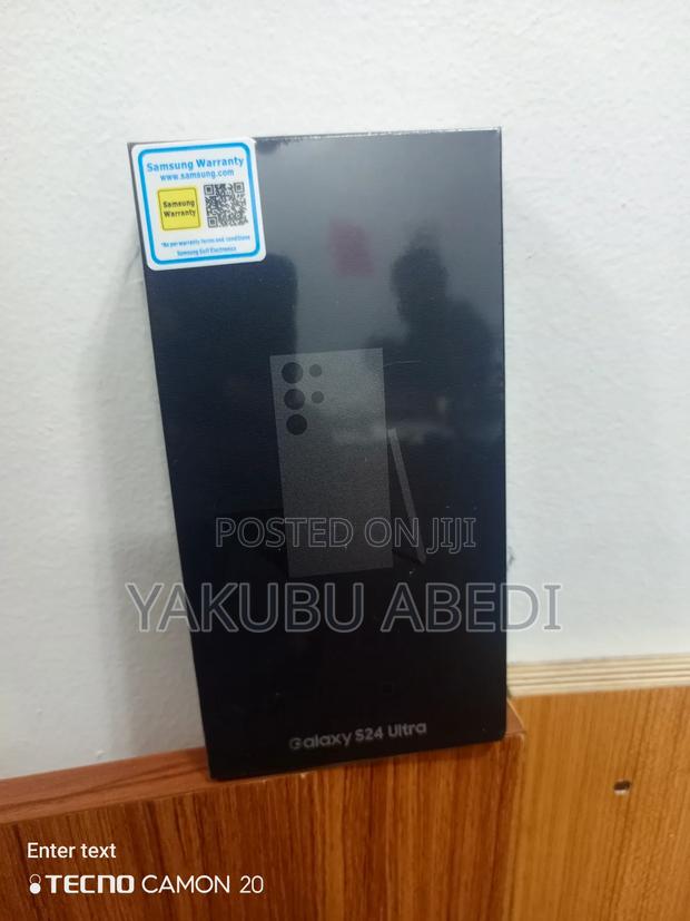 New Samsung Galaxy S24 Ultra 512 GB White · Photo 2