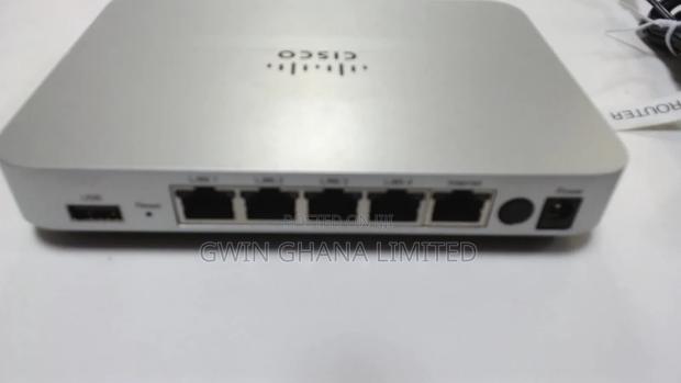 Cisco Meraki Z1 Cloud-Managed Teleworker Gateway+ Built-in Wireless.
