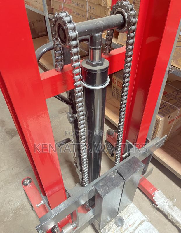 Manual Pallet Lifter 2000kg Load Capacity Stacker Heavy Duty Forklift photo 4