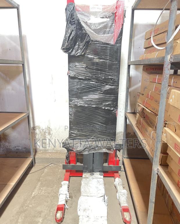 Manual Pallet Lifter 2000kg Load Capacity Stacker Heavy Duty Forklift photo 9