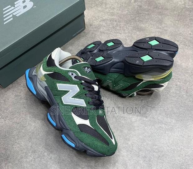 New Balance 9060 Sneaker · Photo 4