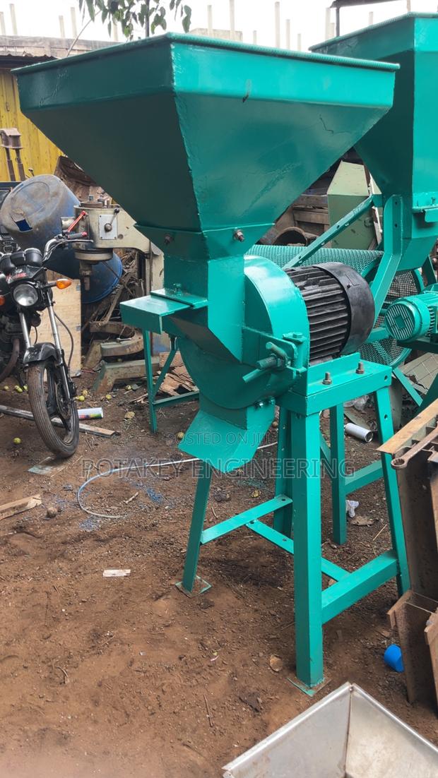 Palm Kernel Oil Essential · Photo 3