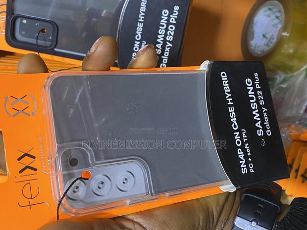 Samsung S22 Plus Case/Cover Transparent Original photo 3