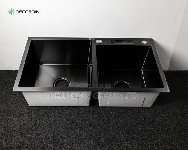 Kitchen Sink (Black) · Photo 4